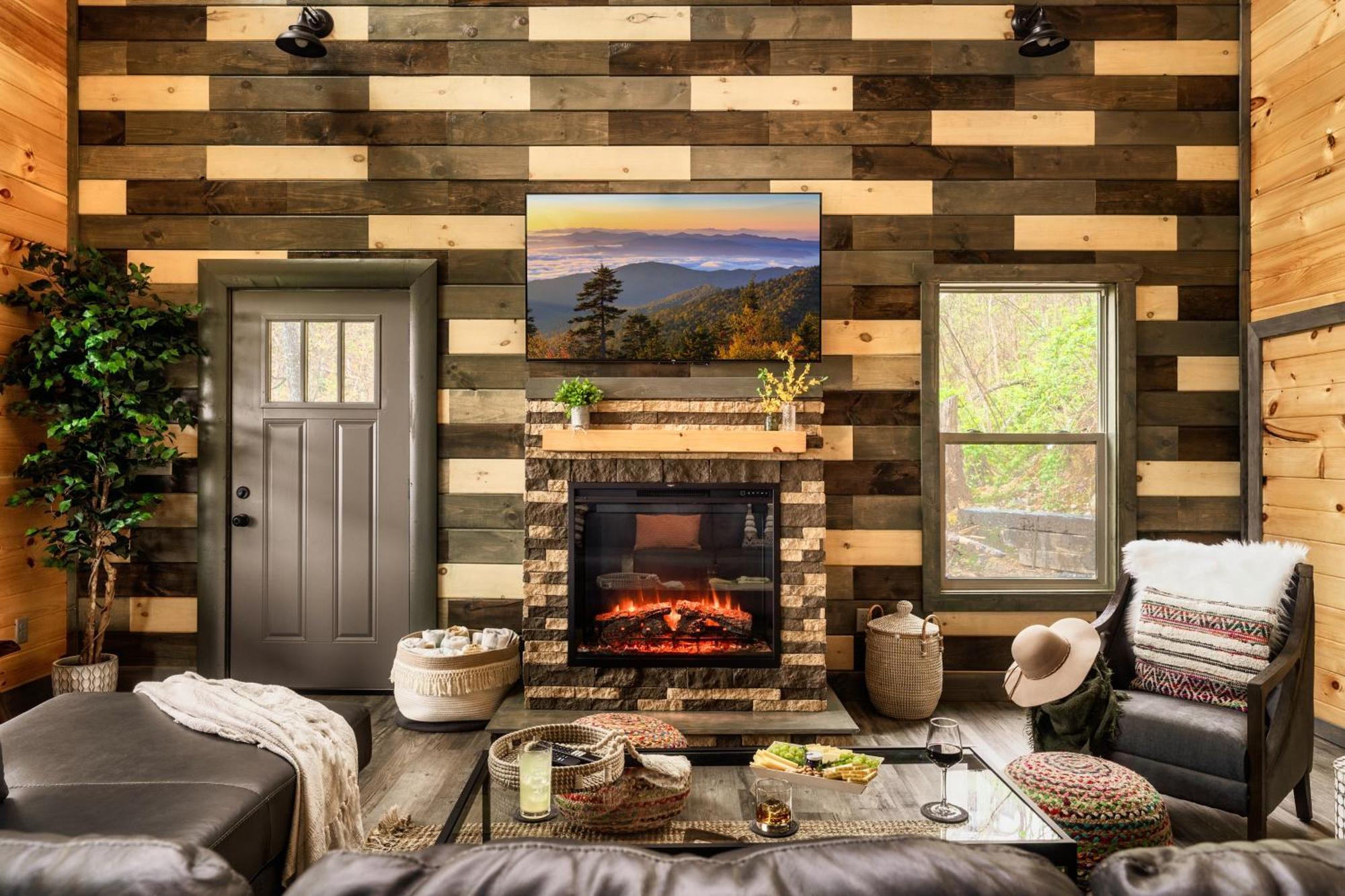 Mountainscape - Brand New Cabin W Views - Hottub - Firetable - Ps5 - Pooltable - 3 Pools Gatlinburg Exterior foto